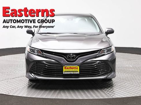 Used 2019 Toyota Camry LE FWD image 2