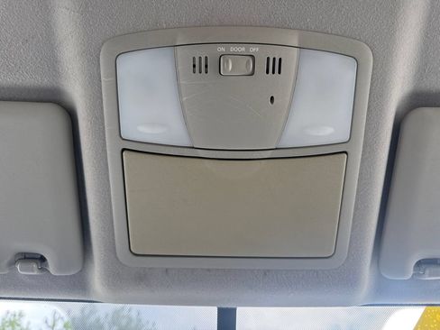 Used 2015 Nissan Rogue S w/ Convenience Package FWD image 27
