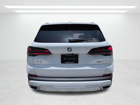 New 2026 BMW X5 xDrive40i w/ Premium Package AWD/4WD image 5