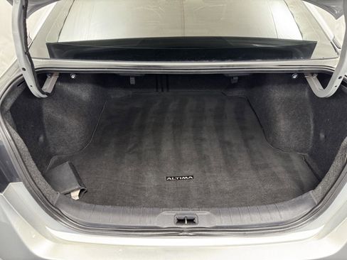 Used 2020 Nissan Altima 2.5 SR image 30