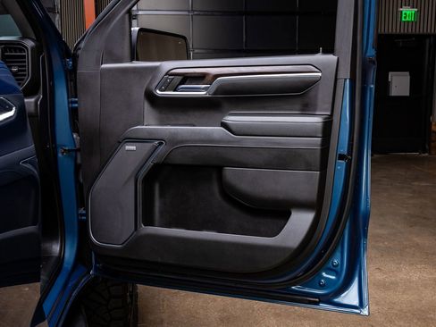 Used 2024 GMC Sierra 1500 SLT w/ SLT Premium Plus Package image 36