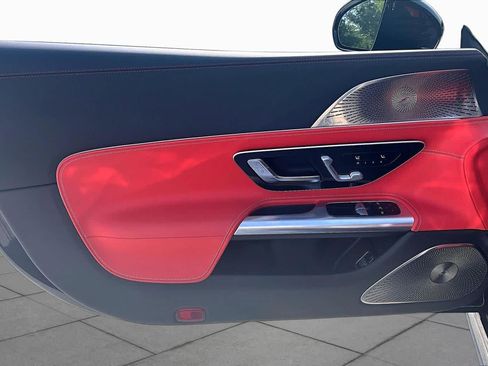 Used 2025 Mercedes-Benz AMG GT 43 image 22