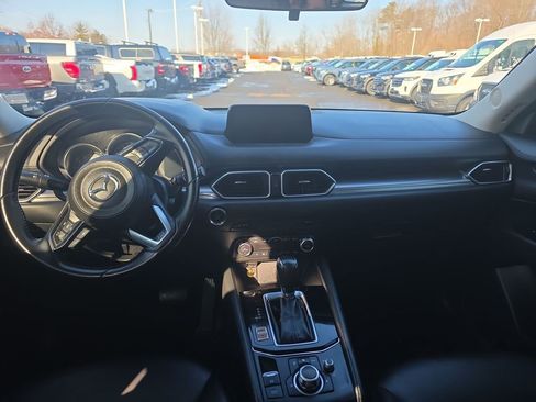 Used 2017 MAZDA CX-5 Touring image 17