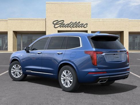 New 2025 Cadillac XT6 Luxury image 3