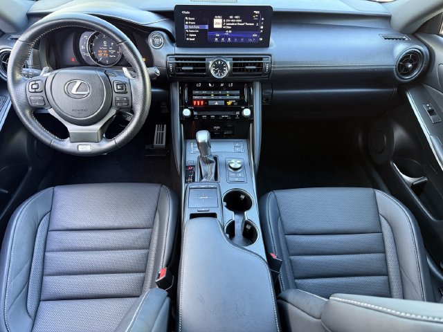 Used 2024 Lexus IS 350 F Sport RWD image 10