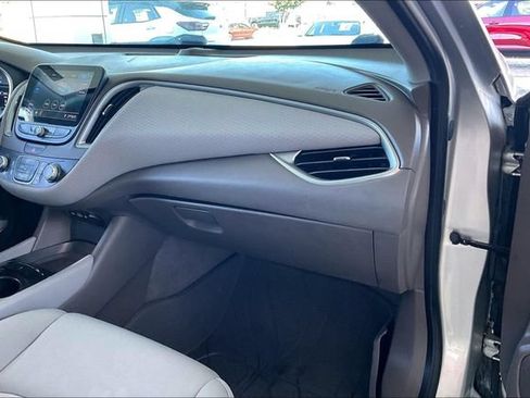 Used 2019 Chevrolet Malibu LS FWD image 18