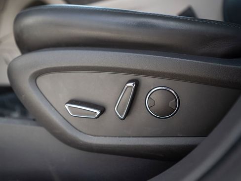 Used 2020 Lincoln Nautilus Reserve w/ Equipment Group 201A image 26