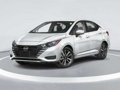 New 2025 Nissan Versa SV w/ Trunk Package