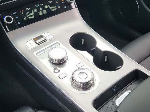 New 2026 Genesis GV70 2.5T Advanced AWD/4WD image 16