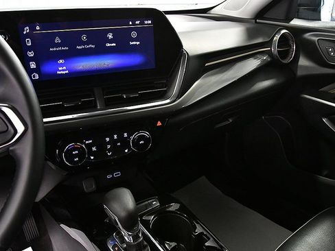 Used 2024 Chevrolet Trax ACTIV image 20