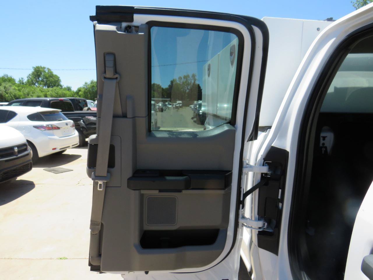 Used 2018 Ford F150 XL w/ Equipment Group 101A Mid RWD image 29