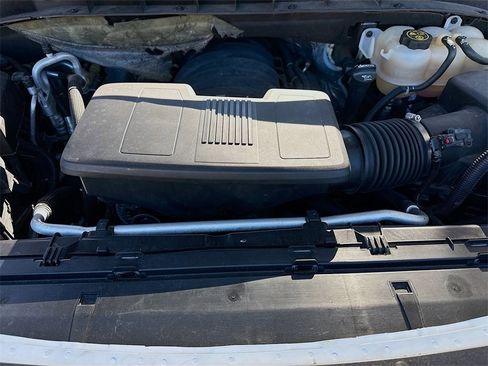 Used 2021 GMC Yukon XL SLT image 34