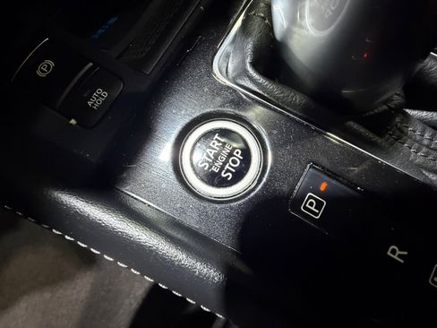 Used 2023 Nissan Kicks SV FWD image 30