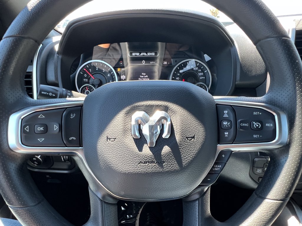 New 2026 RAM 1500 Express AWD/4WD image 19