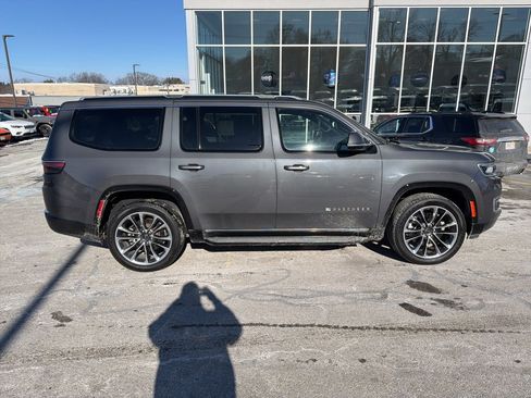 Used 2022 Jeep Wagoneer Series II w/ Premium Group I image 20