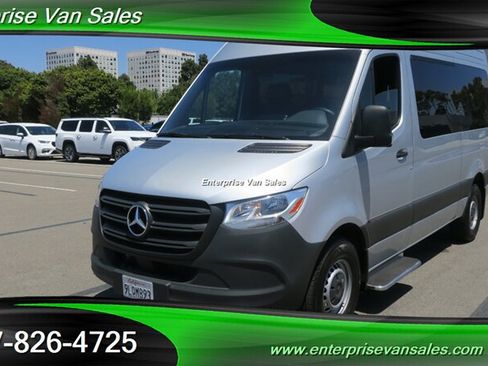 Used 2024 Mercedes-Benz Sprinter 2500 image 10