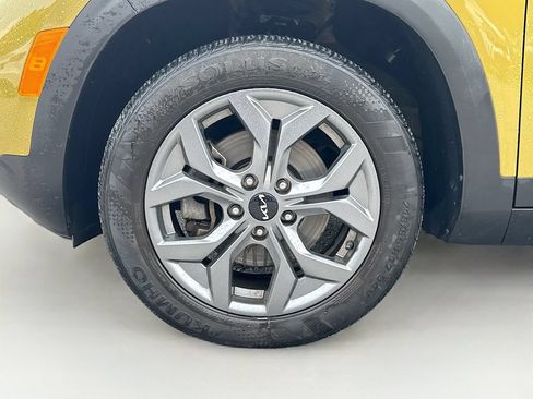 Certified 2024 Kia Seltos S AWD/4WD image 32