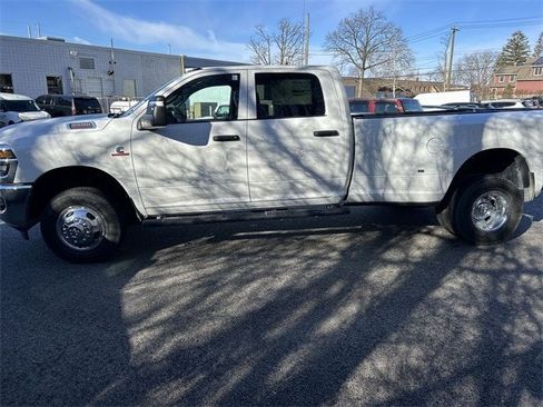New 2026 RAM 3500 Tradesman image 5