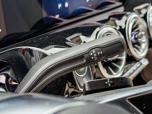 New 2026 Mercedes-Benz GLA 250 4MATIC image 21