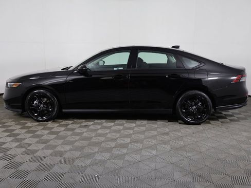 Certified 2025 Honda Accord SE image 17