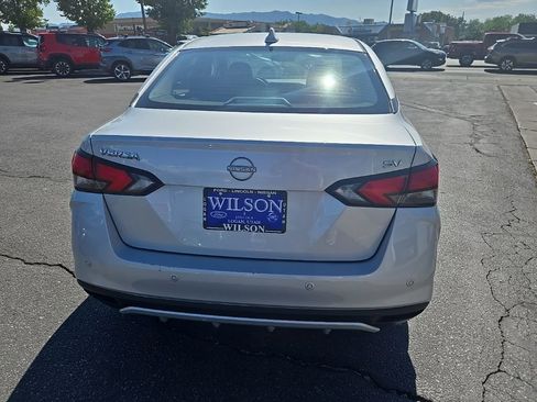 Used 2023 Nissan Versa SV image 6