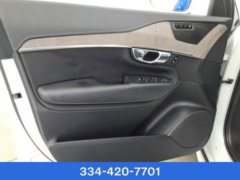 Certified 2022 Volvo XC90 T8 Inscription image 21