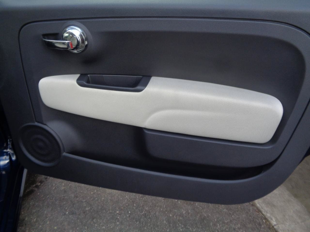 Used 2019 FIAT 500 Pop FWD image 24