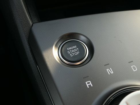 New 2026 Kia Sportage EX image 18