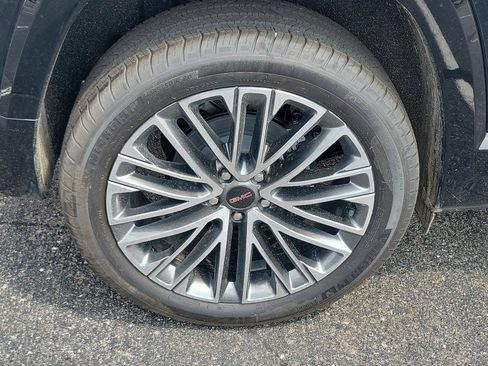 New 2027 GMC Terrain Denali w/ LPO, Black Badging Package AWD/4WD image 5
