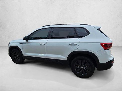 Used 2023 Volkswagen Taos S image 7