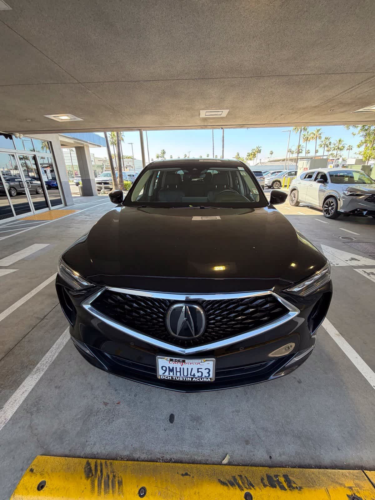 Used 2024 Acura MDX w/ Technology Package FWD image 2