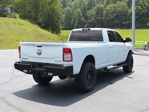 Used 2022 RAM 3500 Big Horn w/ Level A Equipment Group AWD/4WD image 4