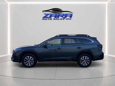 Used 2023 Subaru Outback Premium AWD/4WD image 4