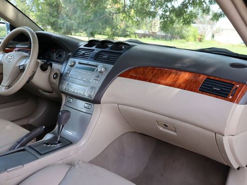 Used 2008 Toyota Solara SE image 17