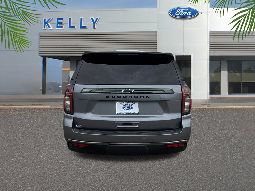 Used 2022 Chevrolet Suburban Z71 w/ Z71 Off-Road Package AWD/4WD image 4