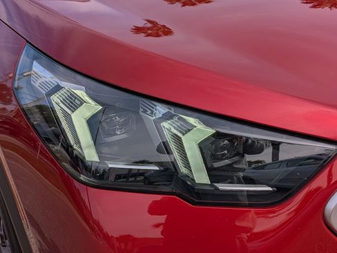 Used 2024 BMW X2 xDrive28i image 9