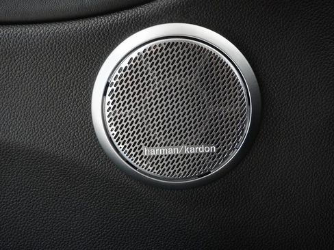 Used 2024 Alfa Romeo Giulia Veloce image 17