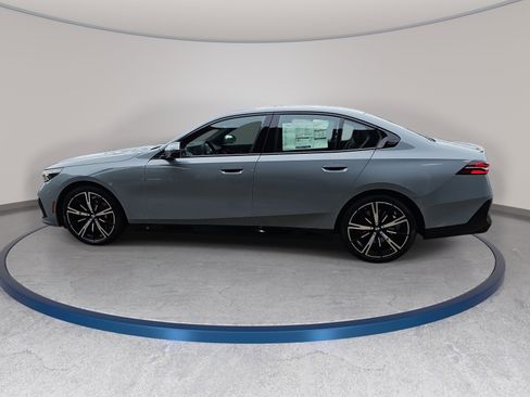 New 2027 BMW 530i xDrive AWD/4WD image 8