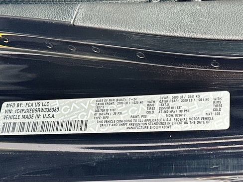 Used 2024 Jeep Wrangler Sahara image 31