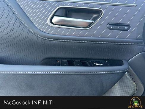 New 2026 INFINITI QX80 Autograph w/ Premium Cargo Package image 14