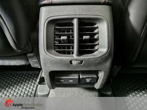 Used 2019 Jeep Cherokee Trailhawk w/ Cold Weather Group AWD/4WD image 35