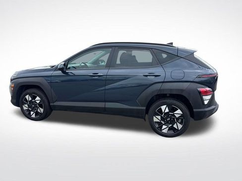 Used 2024 Hyundai Kona SEL AWD/4WD image 2