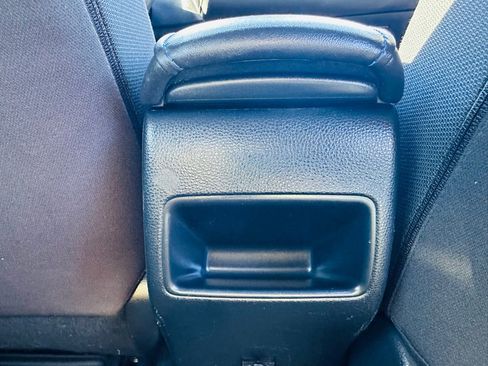 Used 2021 Toyota Corolla SE image 34