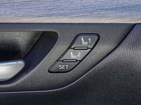 Certified 2025 Toyota Grand Highlander AWD image 19