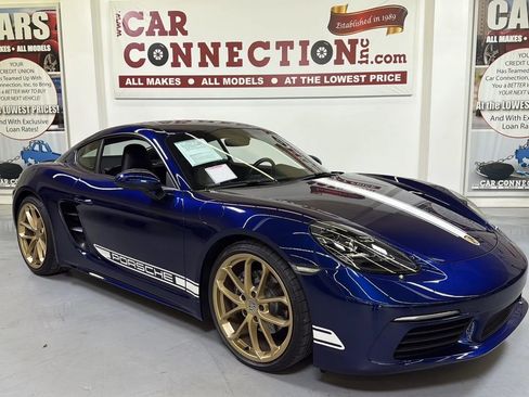 Used 2024 Porsche 718 Cayman image 14