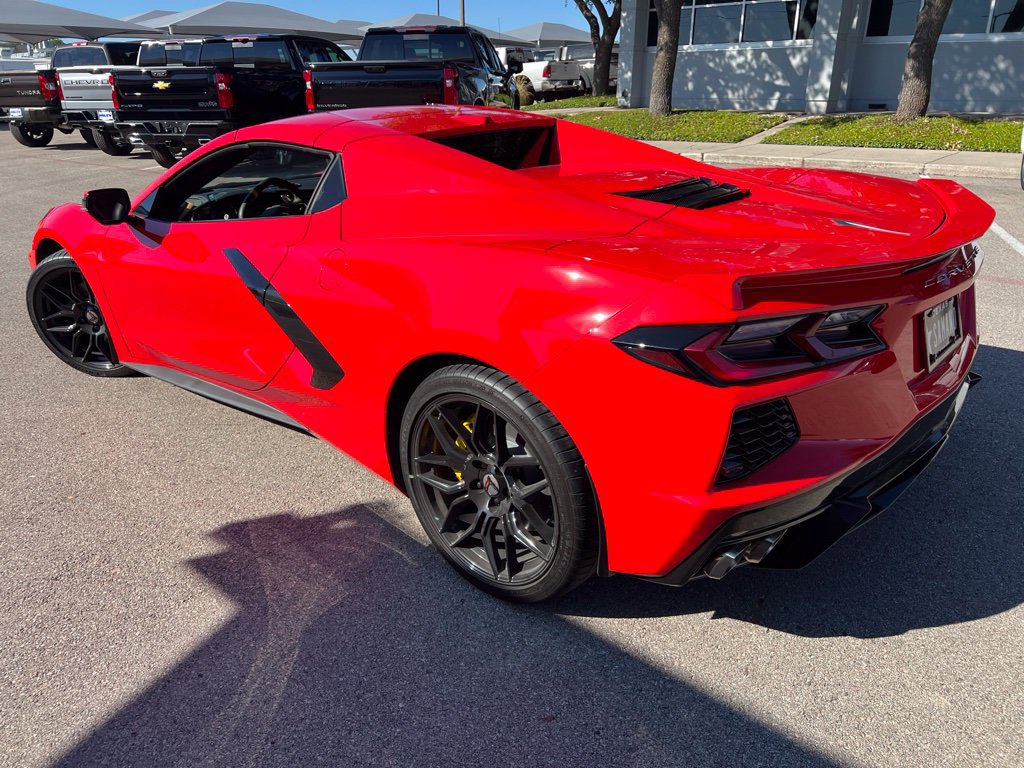 Used 2026 Chevrolet Corvette Stingray Preferred Conv RWD image 4