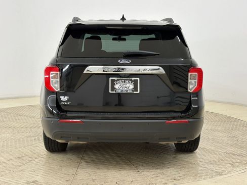 Used 2021 Ford Explorer XLT RWD image 10
