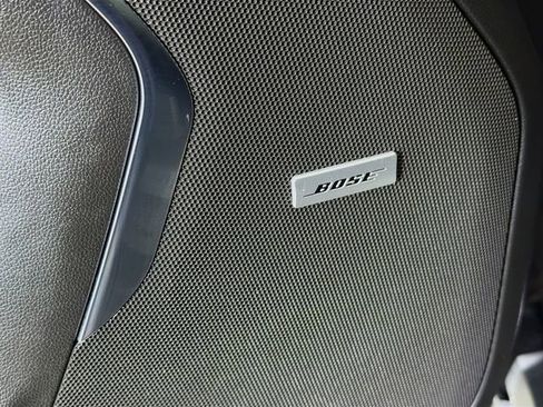 Used 2023 Chevrolet Suburban Premier image 20