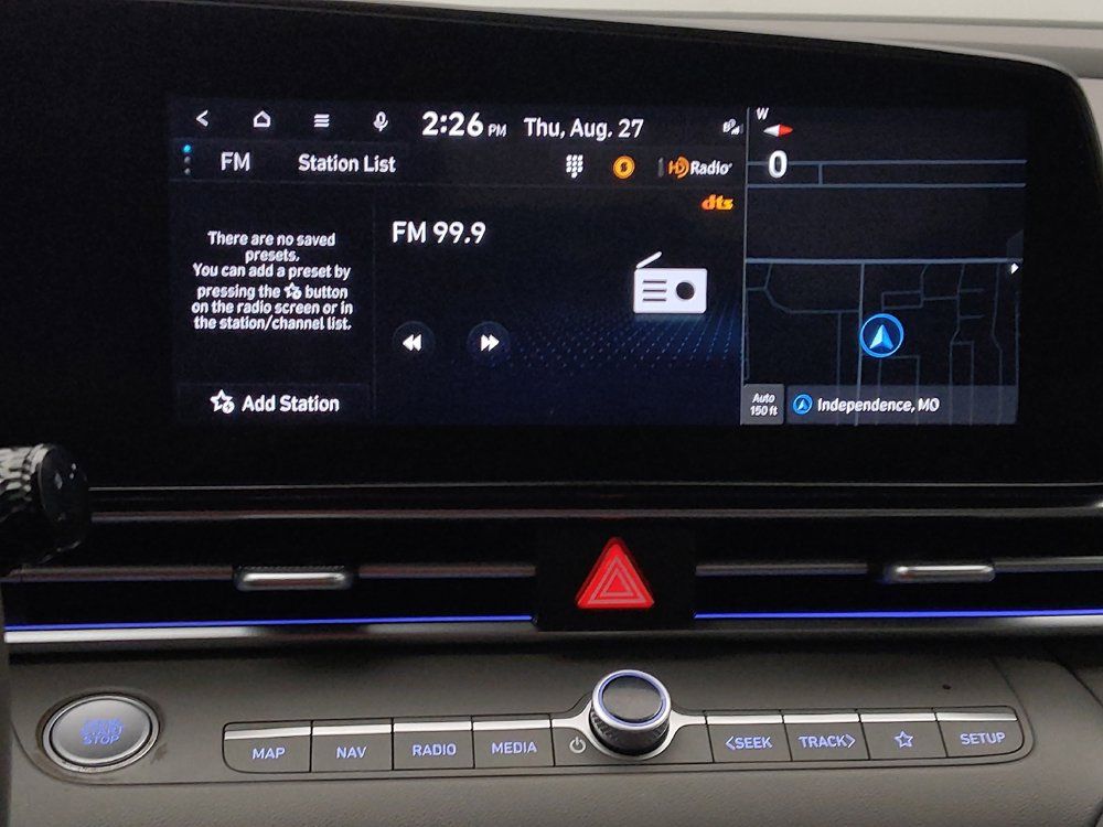 Used 2024 Hyundai Elantra SEL FWD image 25