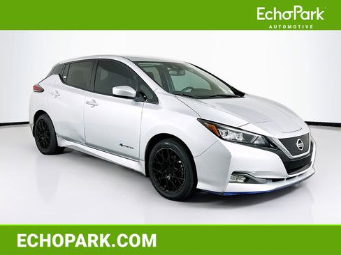 Used 2019 Nissan Leaf SV Plus w/ SV Plus Technology Package FWD image 1